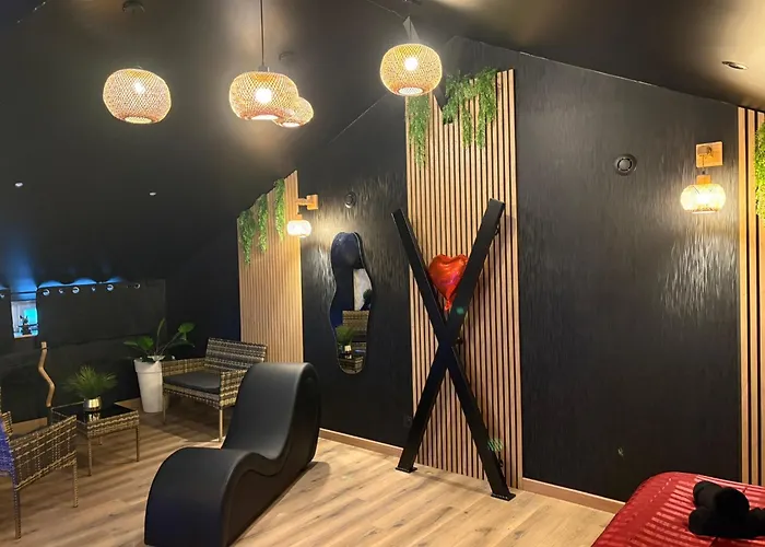 De Luxe & Hodinový hotel *